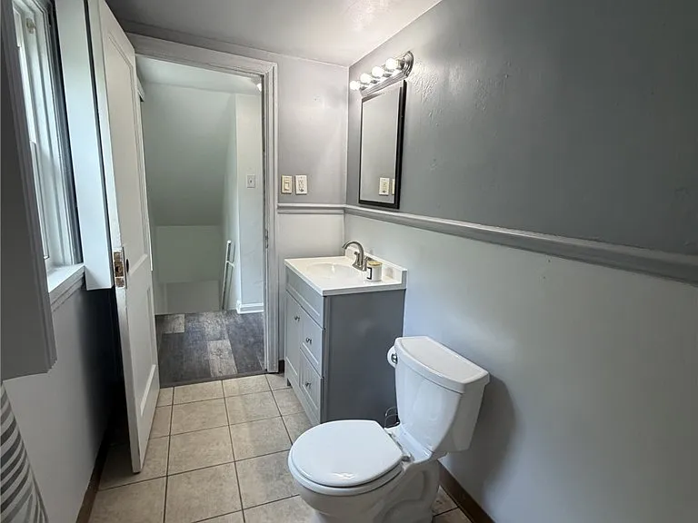 1113 Rochester Rd — Photo 28