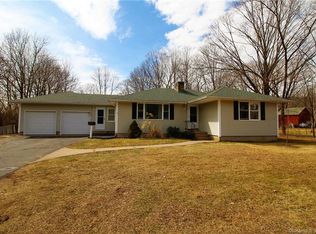 29 Maple Ave, Bristol, CT 06010