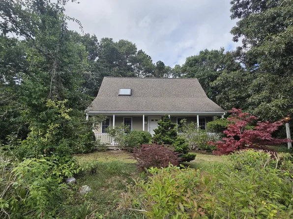 118 Algonquin Avenue, Mashpee, MA 02649