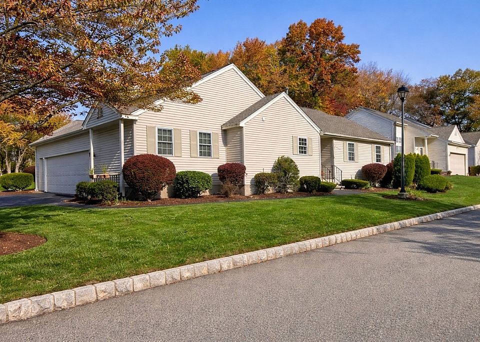 1st image of 29 Heather Dr #34