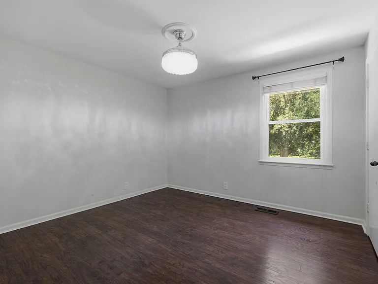1303 General Macarthur Dr — Photo 25