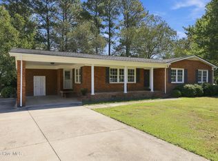 309 Forest Dr, La Grange, NC 28551