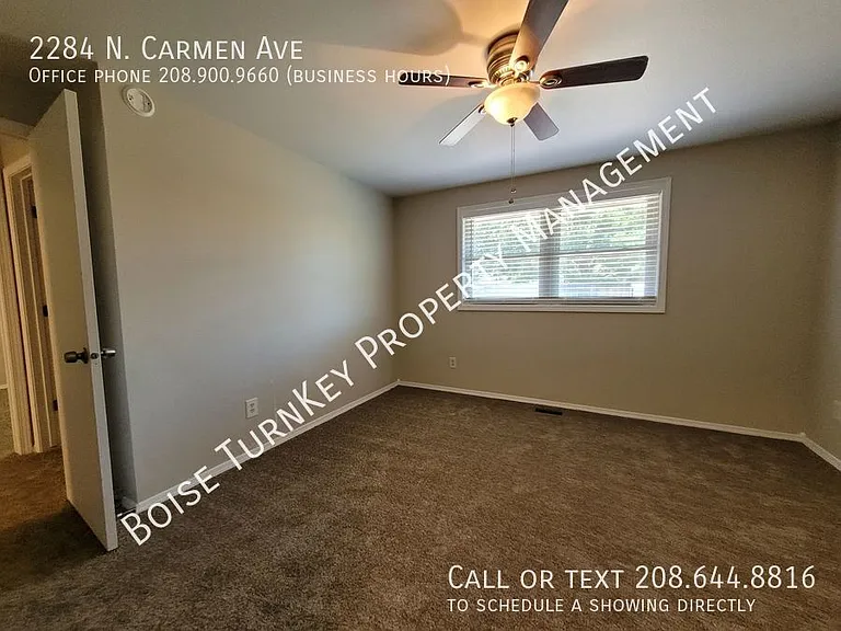 2284 N Carmen Ave — Photo 27