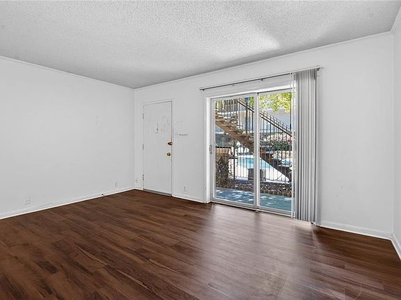 5th image of 4007 Saint Charles Ave APT 119