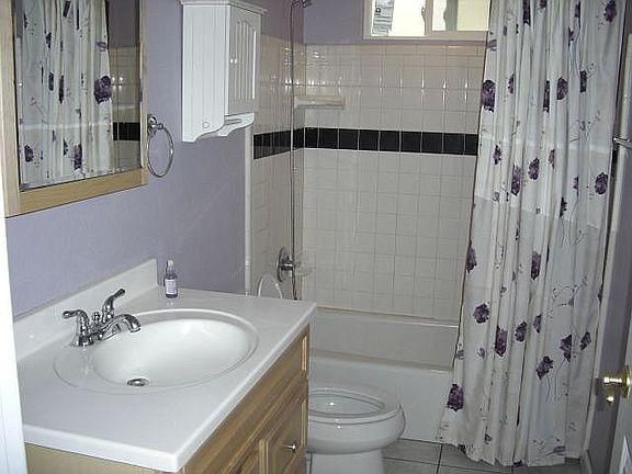 4th image of 15275 Fern Ave