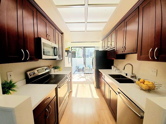 4th image of 530 Shorebird Cir Unit 7105