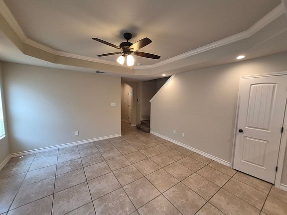 5th image of 6630 Mia Way #101