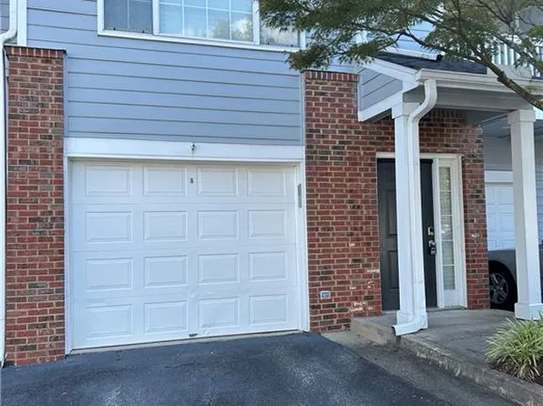 104 Vinings Forest Cir SE, Smyrna, GA 30080