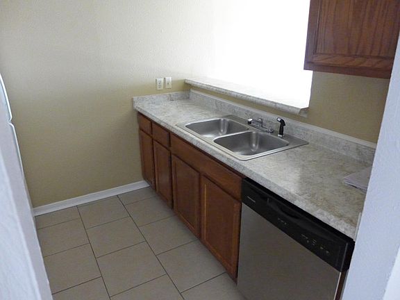 3rd image of 5705 E Texas Street # Fl 1ST
