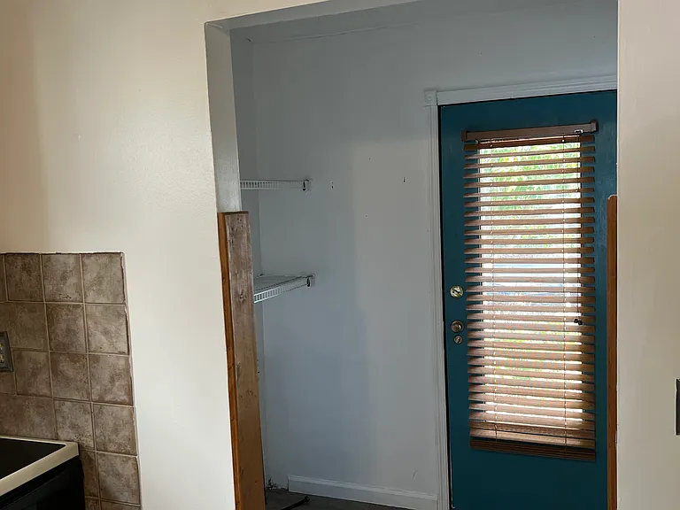 112 Etna St — Photo 18