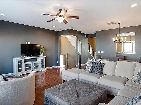4th image of 7741 Jackson Pond Dr