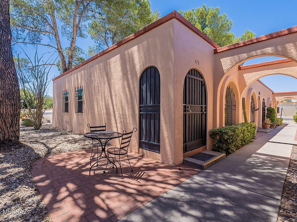 1st image of 173 W Calle Del Ano
