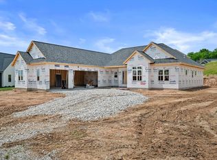 W253N5539 Crescent Hill DRIVE, Sussex, WI 53089