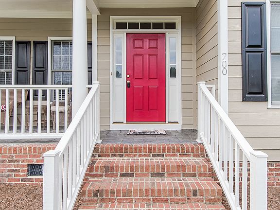 3rd image of 700 Garden Club Way
