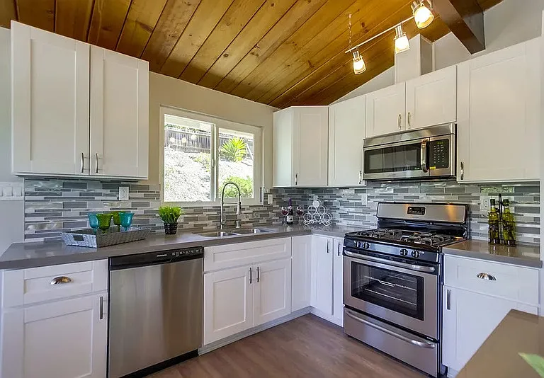 9145 Fanita Rancho Rd — Photo 4