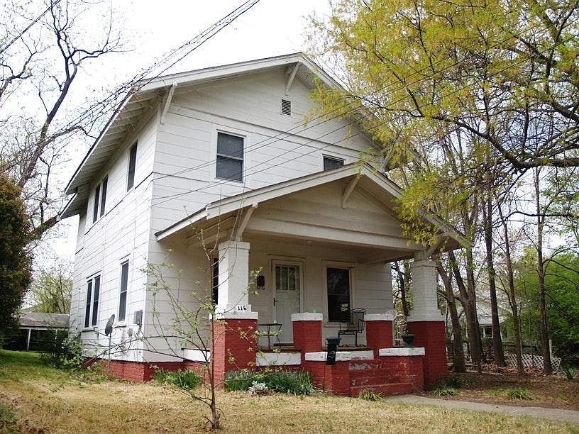 2nd image of 116 Bruce St