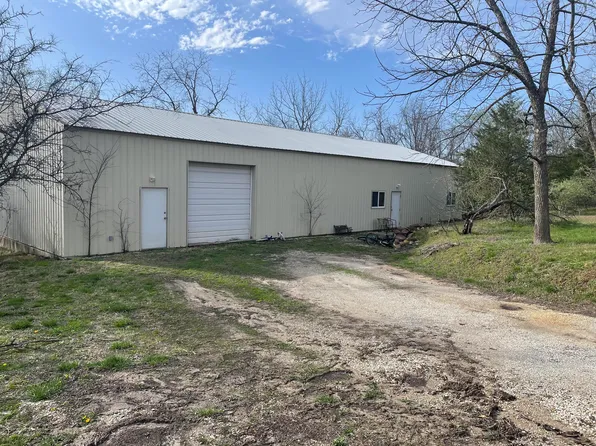 41 Cowboy Trail, Buffalo, MO 65622