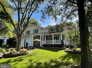 3611 Deerberry Ct, Fairfax, VA 22033