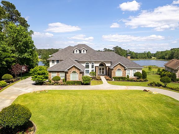 5th image of 4641 Blackwater Dr
