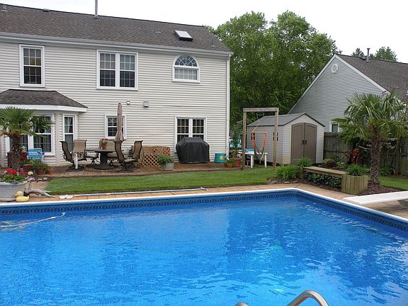 3rd image of 2689 Christopher Farms Dr