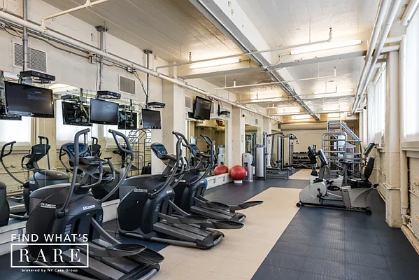 Rented by NY Casa Group | media 18