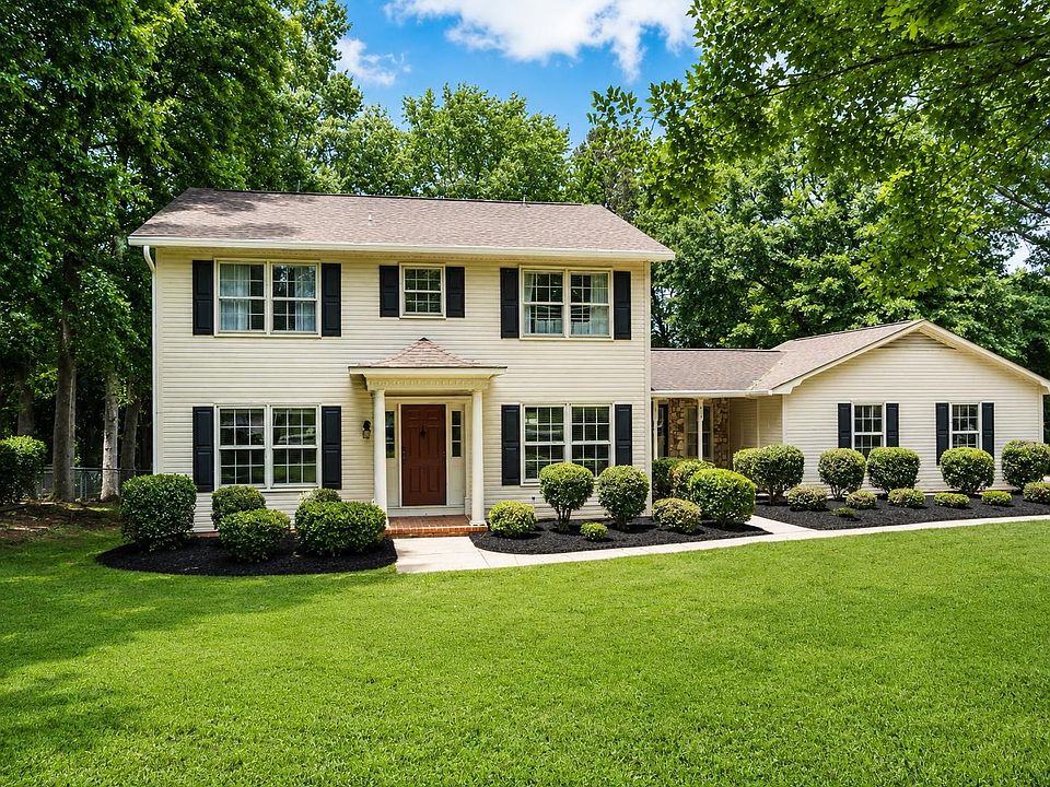 1st image of 516 Brian Dr