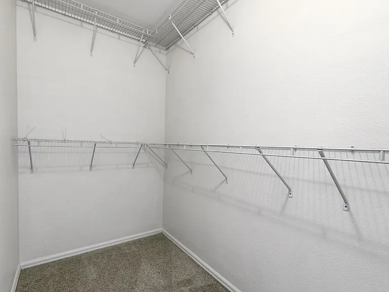 1225 S Zeno Cir #C — Photo 18