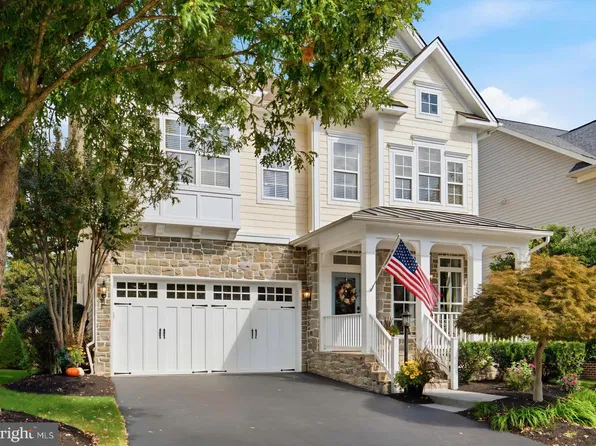 42746 Explorer Dr, Ashburn, VA 20148