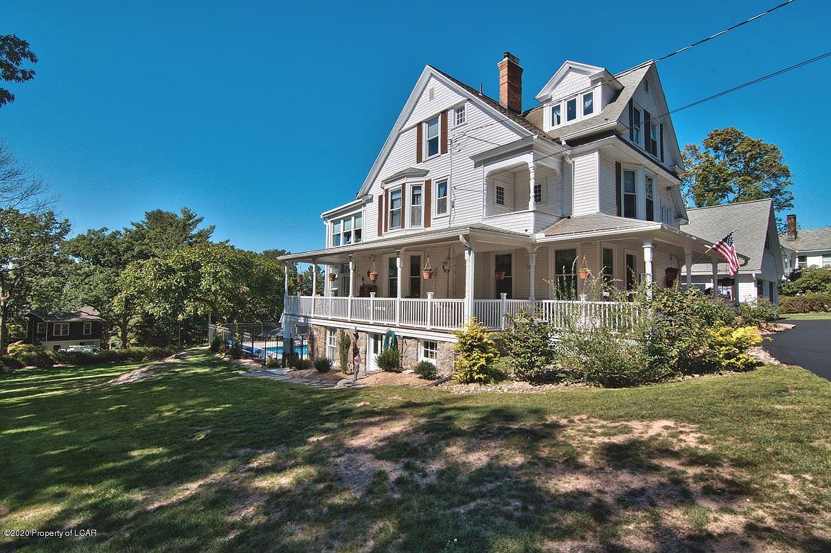 374 White Birch Ln, Mountain Top, PA 18707 Zillow