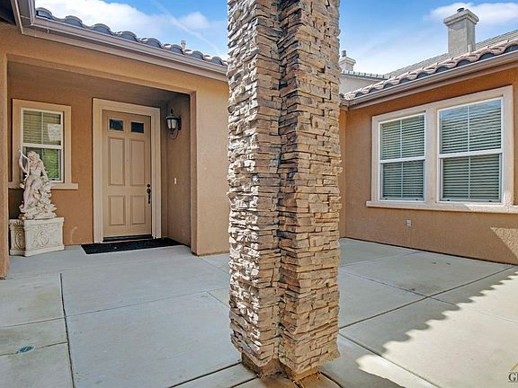 3rd image of 5604 Sentori Ct