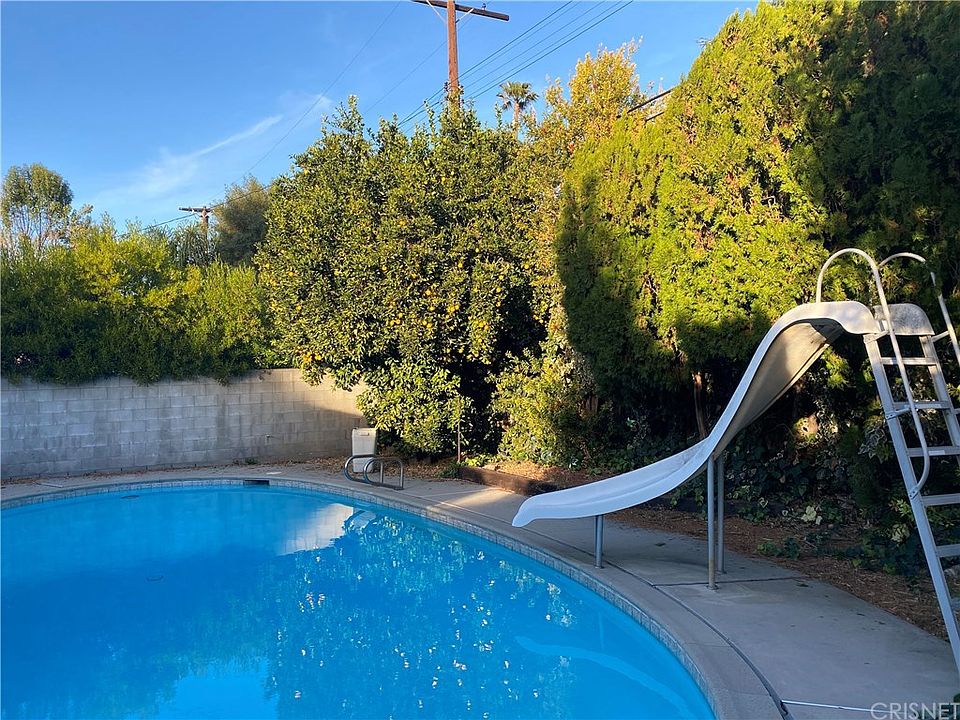 2nd image of 5210 Veloz Ave