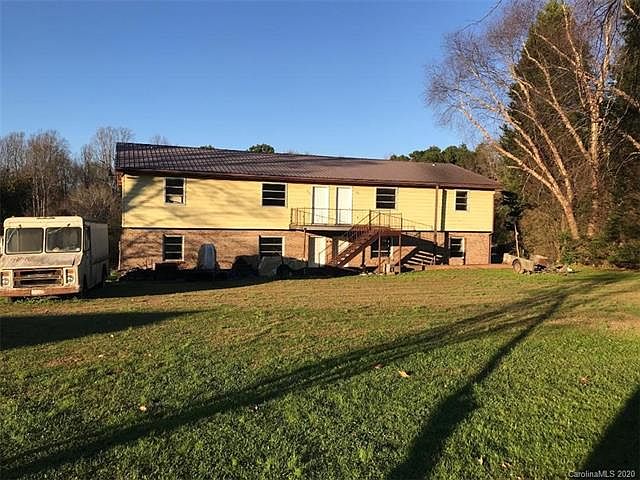 2nd image of 156 Goodman Rd