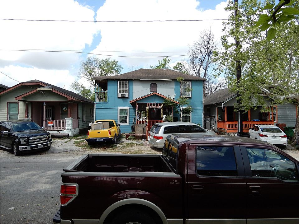 1st image of 1407 71st St