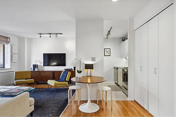 Sold by Douglas Elliman | media 3