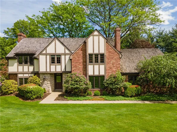 4282 Green Glade Ct, Allison Park, PA 15101