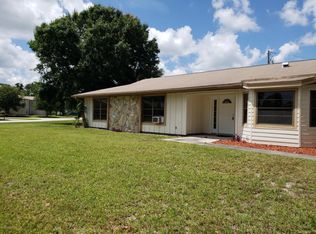 526 Borraclough Ave NW, Palm Bay, FL 32907
