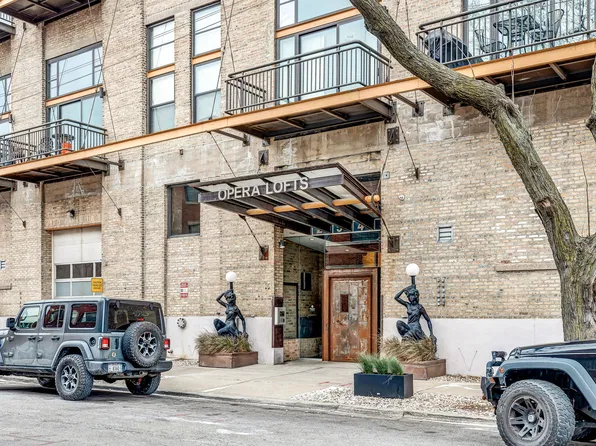 2545 S Dearborn St APT 608, Chicago, IL 60616