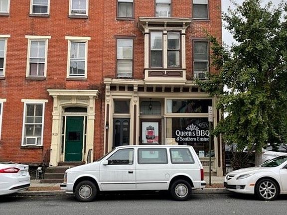 2nd image of 912 N 3rd St #10579539