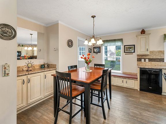 4th image of 45 Mansfield Woods Way