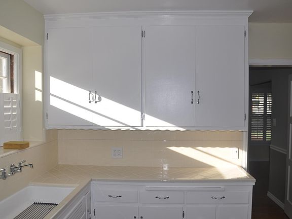 2nd image of 57 Grand St