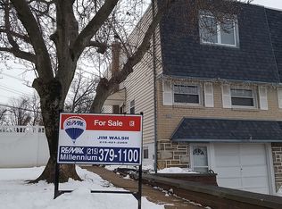 15 Shipley Pl, Philadelphia, PA 19152