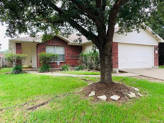 2nd image of 1719 Oxford Green Ct