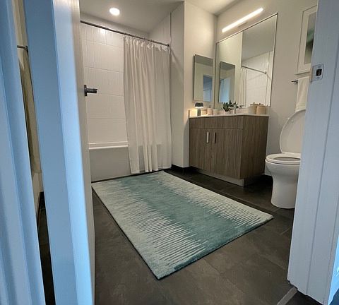 3rd image of 400 E Waterside Dr #3105