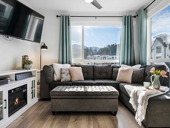 3rd image of 6045 Chilliwack River Rd #203