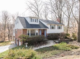 635 Crestwood Rd, Wayne, PA 19087