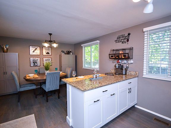 5th image of 5227 Chapel Cove Ct
