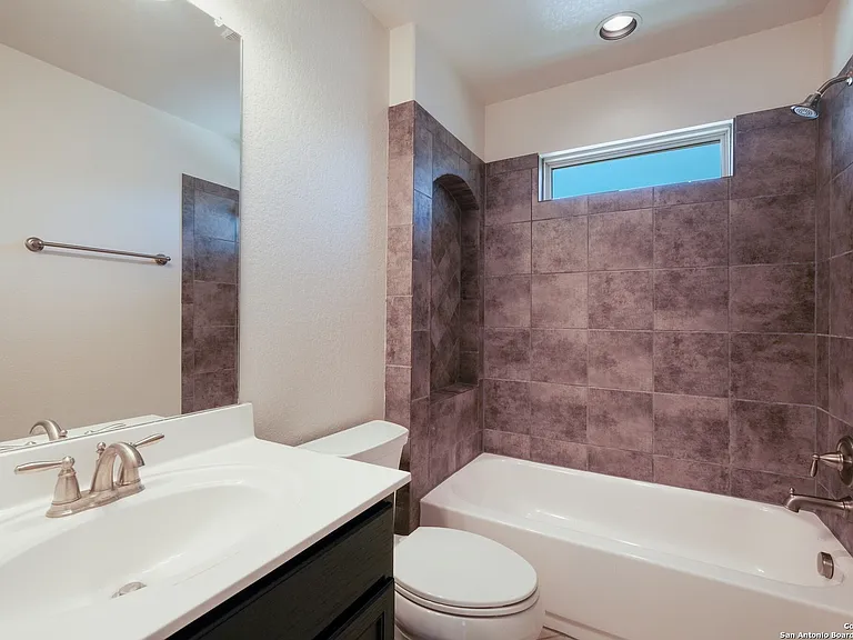 11723 Bricewood Hts — Photo 3