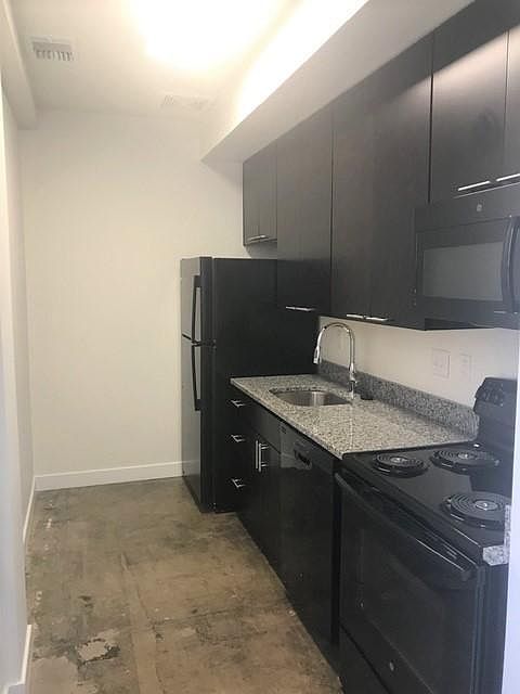 2nd image of 1003 28th St