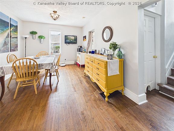 3rd image of 818 4th St