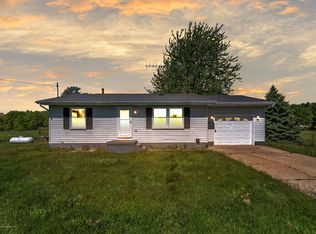 7850 S Clinton Trl, Eaton Rapids, MI 48827
